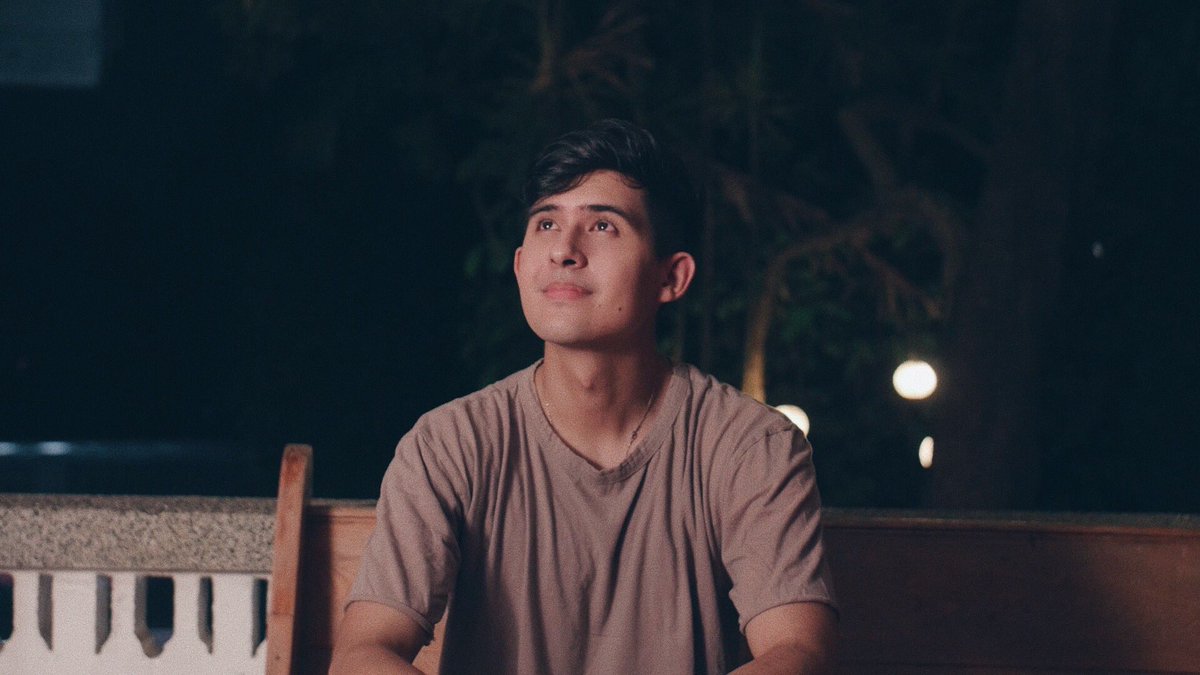 ashley_pinca's tweet photo. David looks happy... What could be the reason? Abangan!!! 

#KaibiganTheSeries
#KTSPurpose https://t.co/2WJLaCaiFO