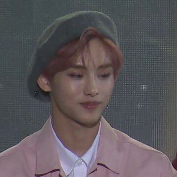 sichenghourly's tweet photo. #WINWIN #董思成 #WayV #威神V https://t.co/xAVNcIVj4w