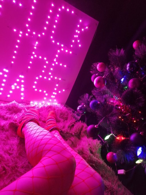 #сновымгодом и #рождеством ❤️ https://t.co/y1mFsUEFQ3<a href="/tag/%D1%81%D0%BD%D0%BE%D0%B2%D1%8B%D0%BC%D0%B3%D0%BE%D0%B4%D0%BE%D0%BC"class="tags">#сновымгодом</a><a href="/tag/%D1%80%D0%BE%D0%B6%D0%B4%D0%B5%D1%81%D1%82%D0%B2%D0%BE%D0%BC"class="tags">#рождеством</a>