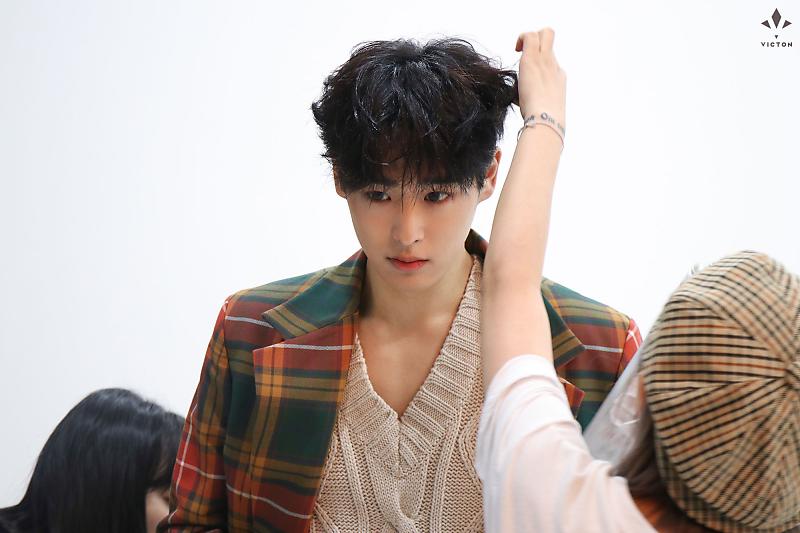 Low quality but high visualty