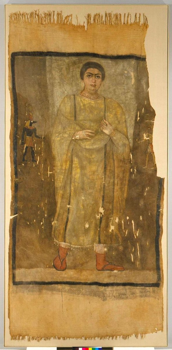 Lucius_Gellius's tweet photo. #archeologie #mode féminine en #Egypte #romaine (fin IIe S.):  cette toile de lin peinte montre une riche matronne avec son manteau (palla), sa tunique longue à clavi, ses bijoux et des chaussettes rouges dans les sandales (solae), du meilleur effet! 

Conservé au MET- NY https://t.co/I7c1ztcHxq