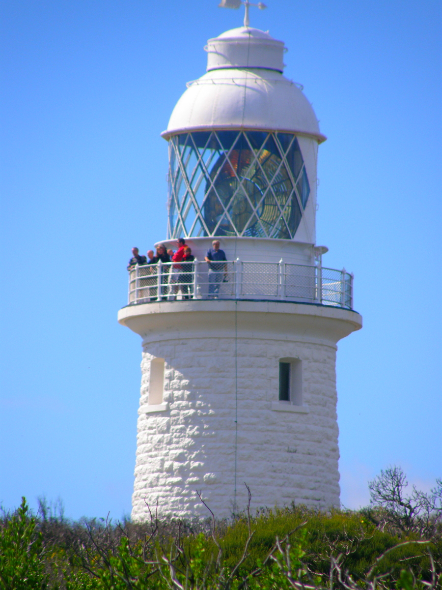 RadioRoaming's tweet photo. Amazing! Geographe Bay is one of the most popular regions in the south-west of Western Australia. Visitors notice that the Bay boasts excellent fishing and diving opportunities. https://t.co/kfHIqvemZV https://t.co/zHcYJns5M0