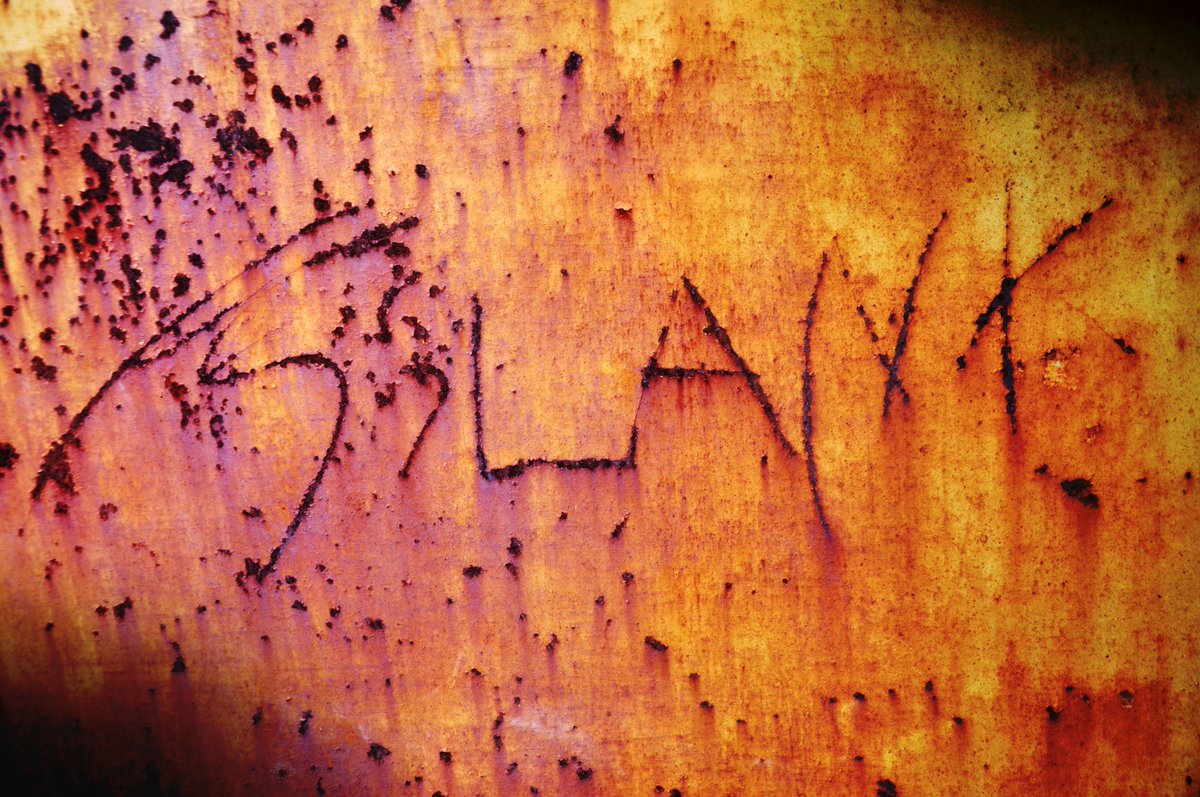 radekgibran's tweet photo. always an inspiration ✌️ #Slank #slankband #band #graffiti #music #background #wallstreet #insipiration #handmade #creativity #photo https://t.co/LcHD2SPmER