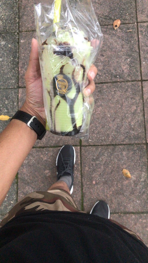 MrDunnoWho's tweet photo. Coklat avocado selepas jogging solo... nom3...
Nutrition loading n detox program https://t.co/4hbXU2bbIa