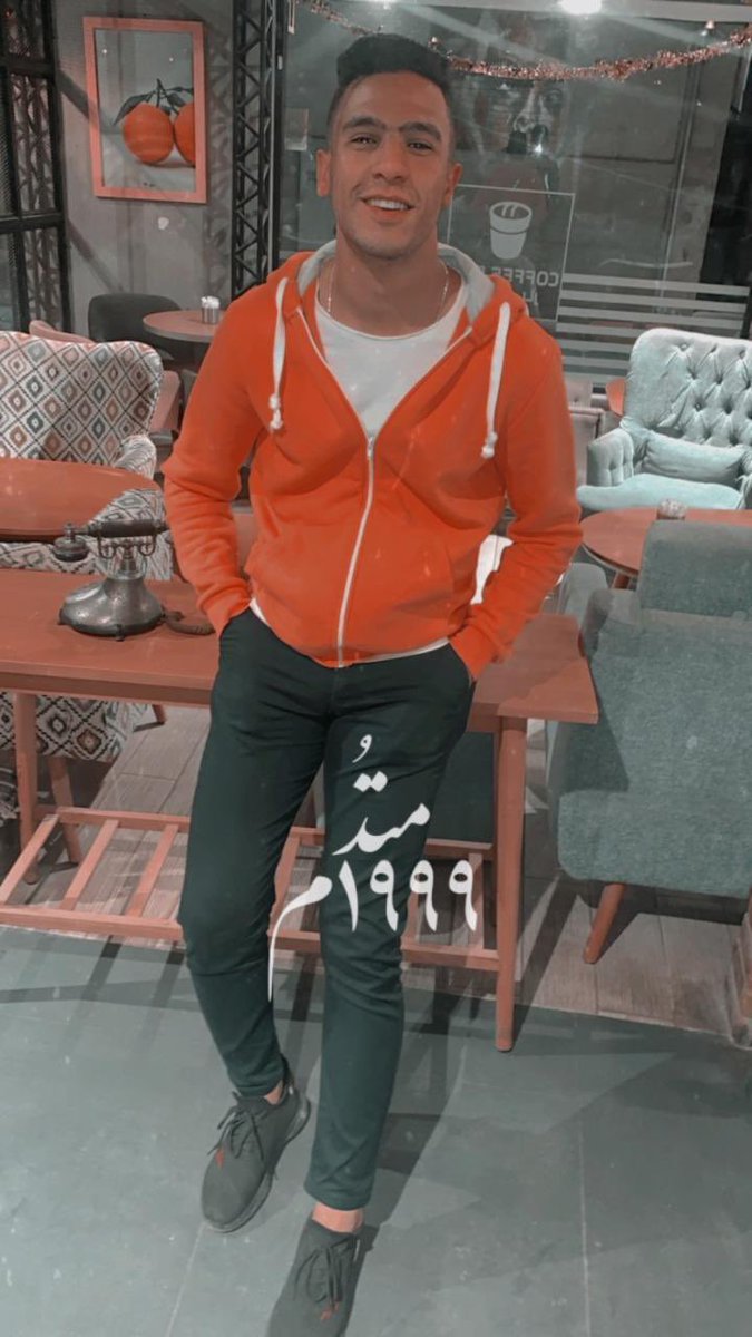 ahmedmo20878936's tweet photo. وسع يالا البابا جيه 😎🧡 https://t.co/hr2vAdZpnG