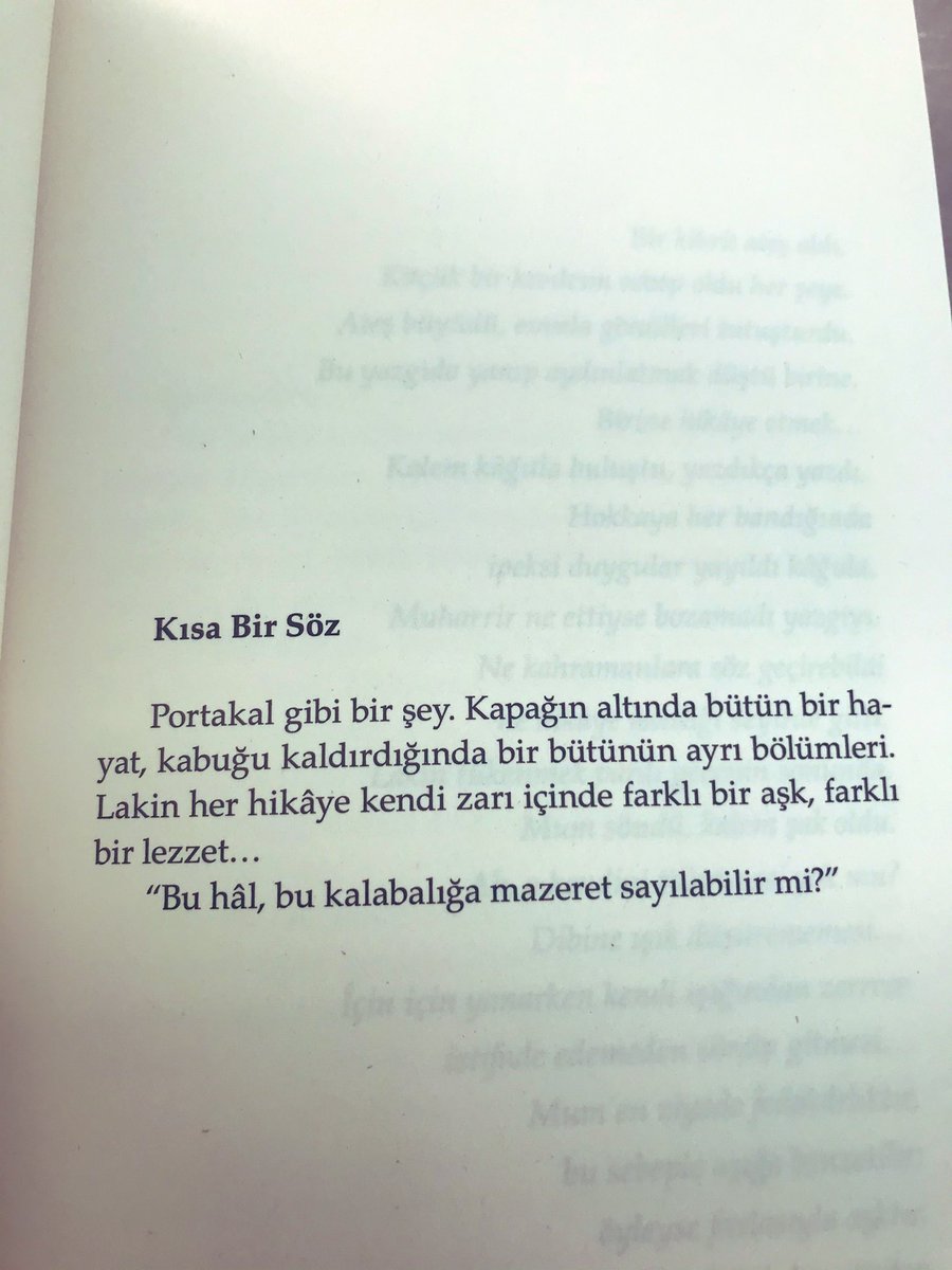 Bu günün son kitabı;
sıcak bir mektup gibi sarıp kuşatan roman dili ile kendini, üslubunu bulmuş bir yazar okunası bir roman... Özkan Gül’ün ikinci romanı @özkangül <a href="/okurkitapligi/">Okur Kitaplığı</a> <a href="/unsalunlu_/">Ünsal Ünlü</a>