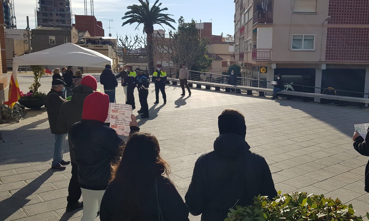 Nis guisti qui lliviis misquirilli  🙄

#StopVox