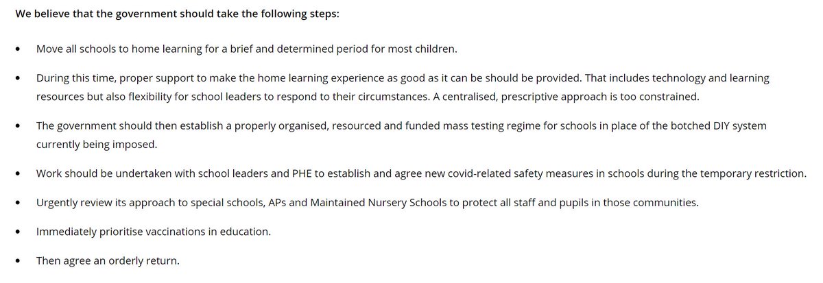NEW: Please check your inboxes for a new message from <a href="/PaulWhiteman6/">Paul Whiteman</a> 

"This is about keeping education going. At every turn the govt has failed and is working against the efforts of educators."
 
#schoolsreopeninguk #covid19 #january #schools 

naht.org.uk/news-and-opini…