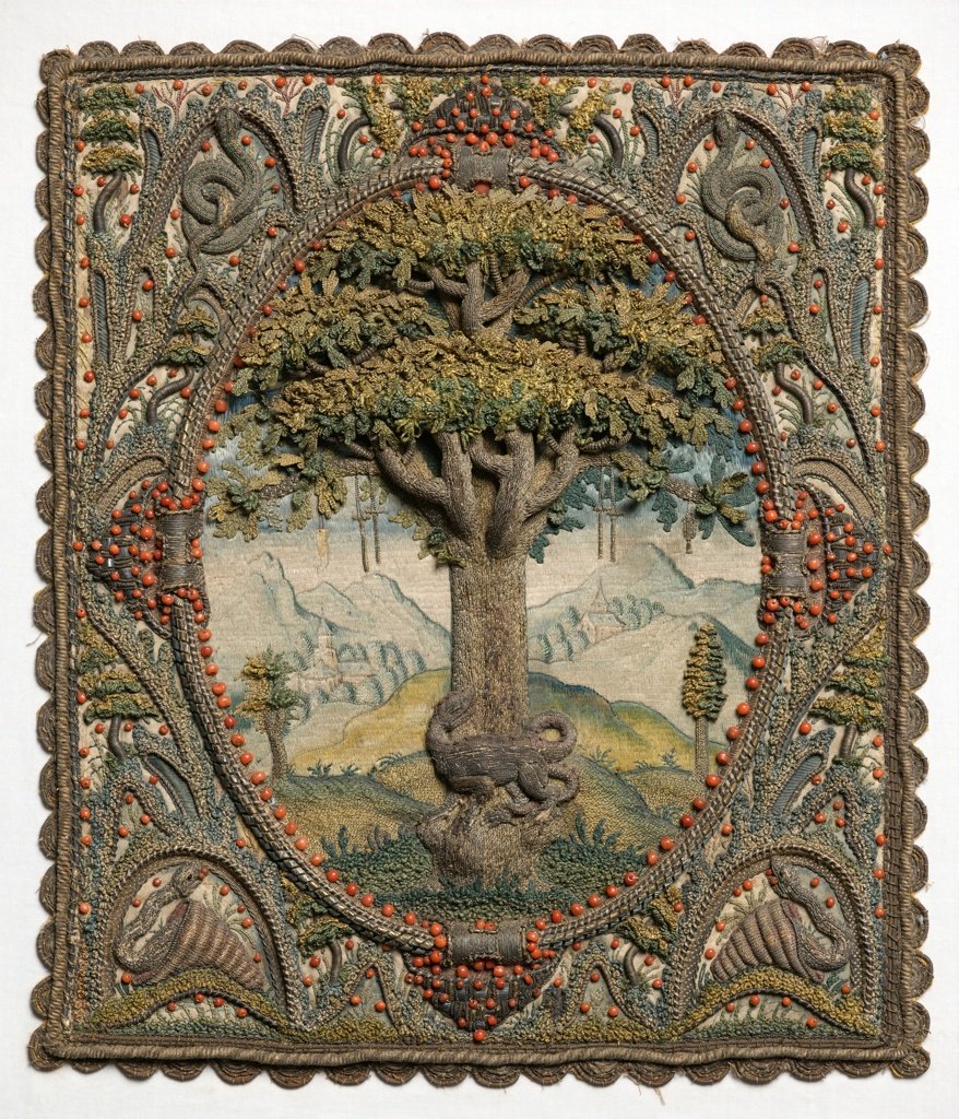 IsabellaRosner's tweet photo. Thinking about this impeccable 17th-century embroidered panel (originally meant to be part of a cabinet or casket?), like made by professional stitchers, from @cooperhewitt. Look at those leaves!! Those branches!! The salamander and snakes!! The skill involved is mind boggling https://t.co/VHprvA8g4f