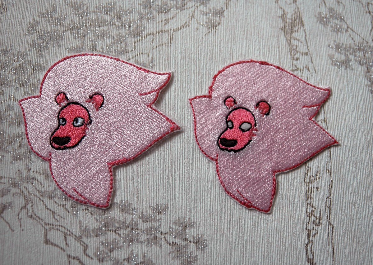 thecuriohamster's tweet photo. Thanks for the kind words! β
β
β
β
β
"Very cute!! My sibling loved it" Kelda #etsy #angelscave #irononpatch #stevenuniverse #embroidery https://t.co/Hxc6r7SoXp https://t.co/vy2gbzFdVc