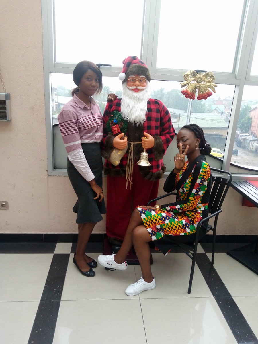 Joyeux Noël et bonne année a tous