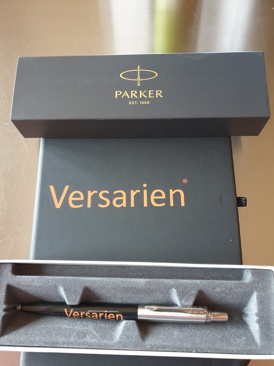 EssexDi99's tweet photo. Thank you @versarien @ceovrs1 for my lovely #10daysofversarien prize. 2021 is going to be a better year. I shall use them and think of the future. Diana https://t.co/QYNVx2ZjMD