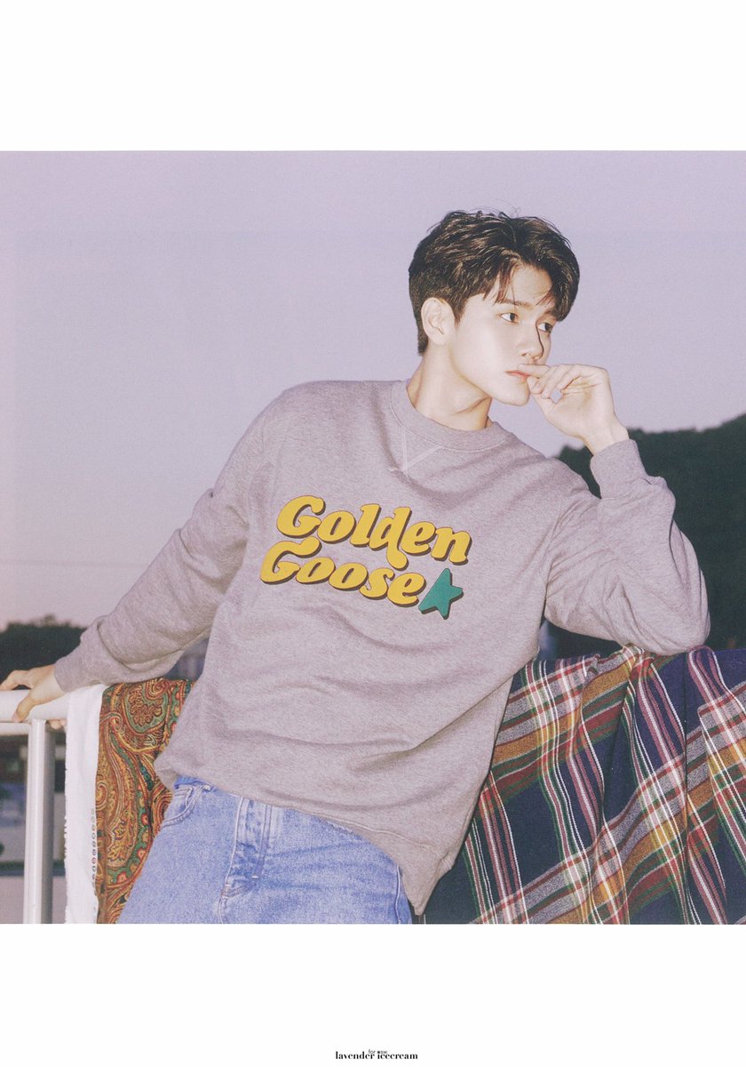 위로 2기 팬클럽 키트 포토북

#옹성우
#ONGSEONGWU