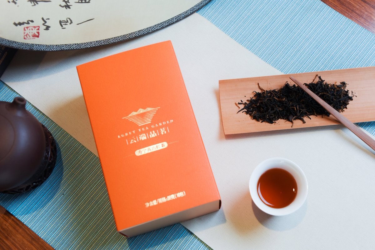 XiamenAirlines's tweet photo. Starting from Jan 1st, 2021, you can choose the brand new selection of Fujian #Shouning Mountain Black Tea at flights originated from Xiamen, Fuzhou, and Quanzhou. https://t.co/AdJzPfBQcC