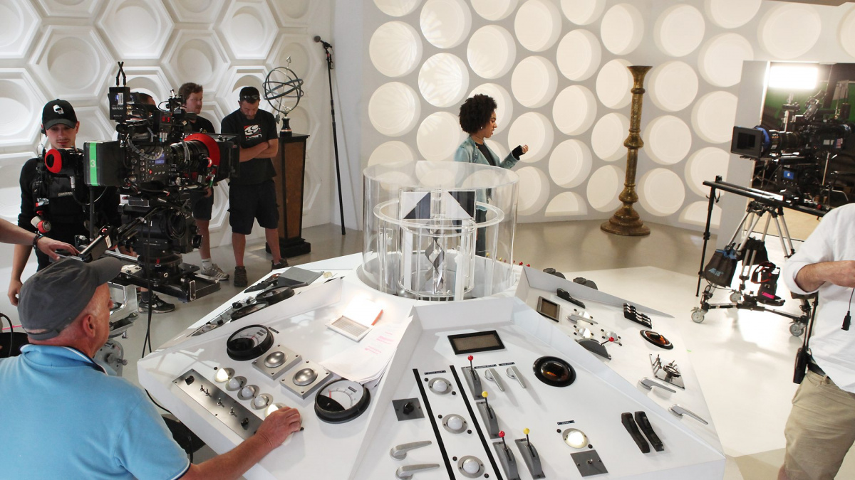  #TwelveDaysOfTARDISInteriors day 10Doctor Who and The Original, You Might SayFor Twice Upon A Time the First Doctor's control room was rebuilt for the 21st century. Not a slavish recreation but definitely invokes Brachacki's design for the 21st century.