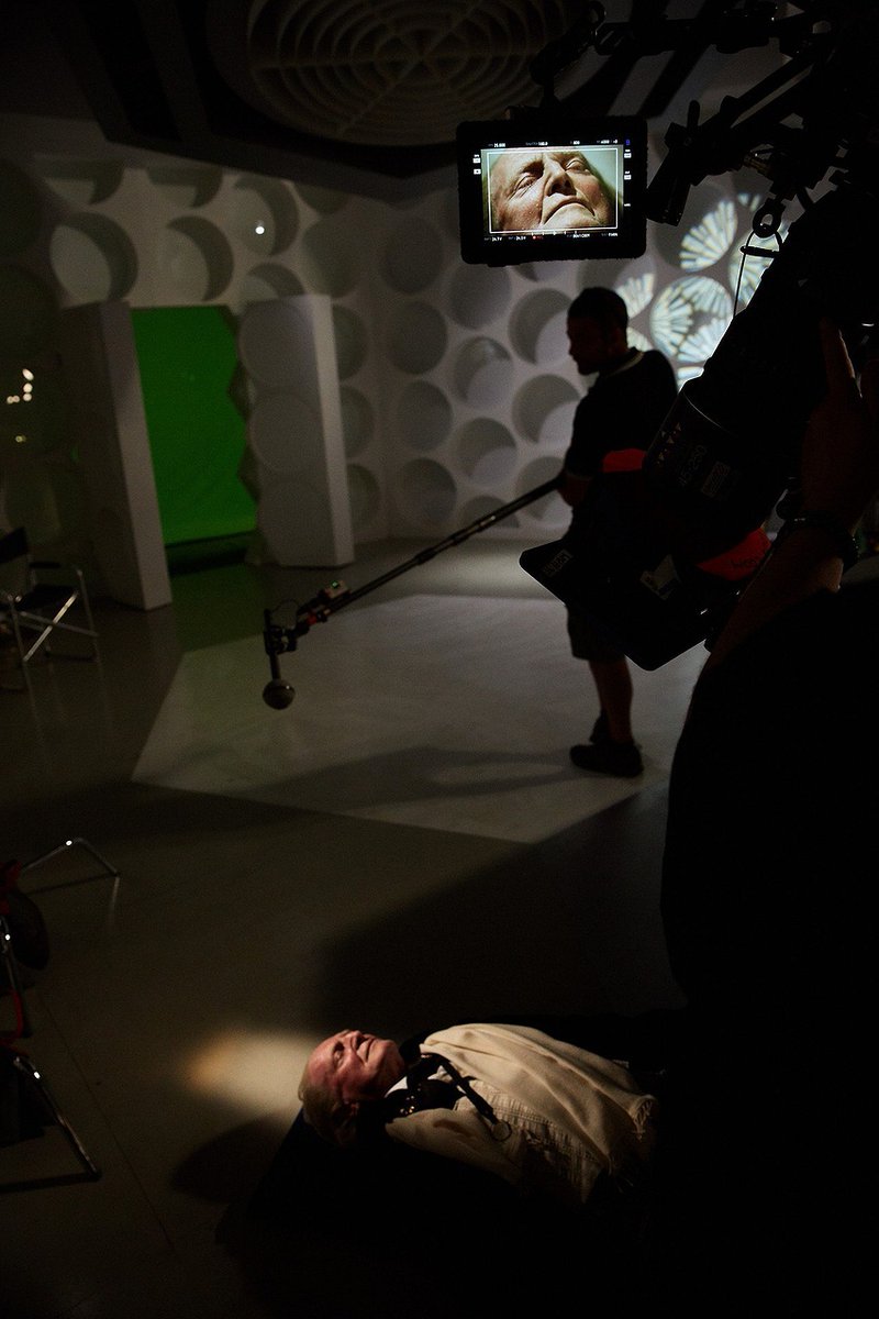  #TwelveDaysOfTARDISInteriors day 10Doctor Who and The Original, You Might SayFor Twice Upon A Time the First Doctor's control room was rebuilt for the 21st century. Not a slavish recreation but definitely invokes Brachacki's design for the 21st century.