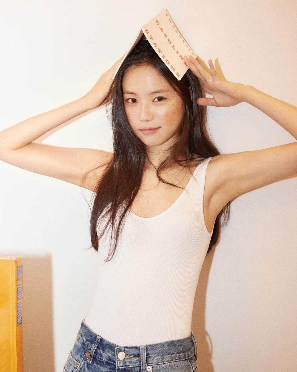 naeun_thailand's tweet photo. 210102 #NAEUN instagram update: #portraitnaeun #WorkisFunwhenWorkTogether #wfwt 

https://t.co/IKS77sWEFQ
#나은 #손나은 https://t.co/LWHoJpR7tW