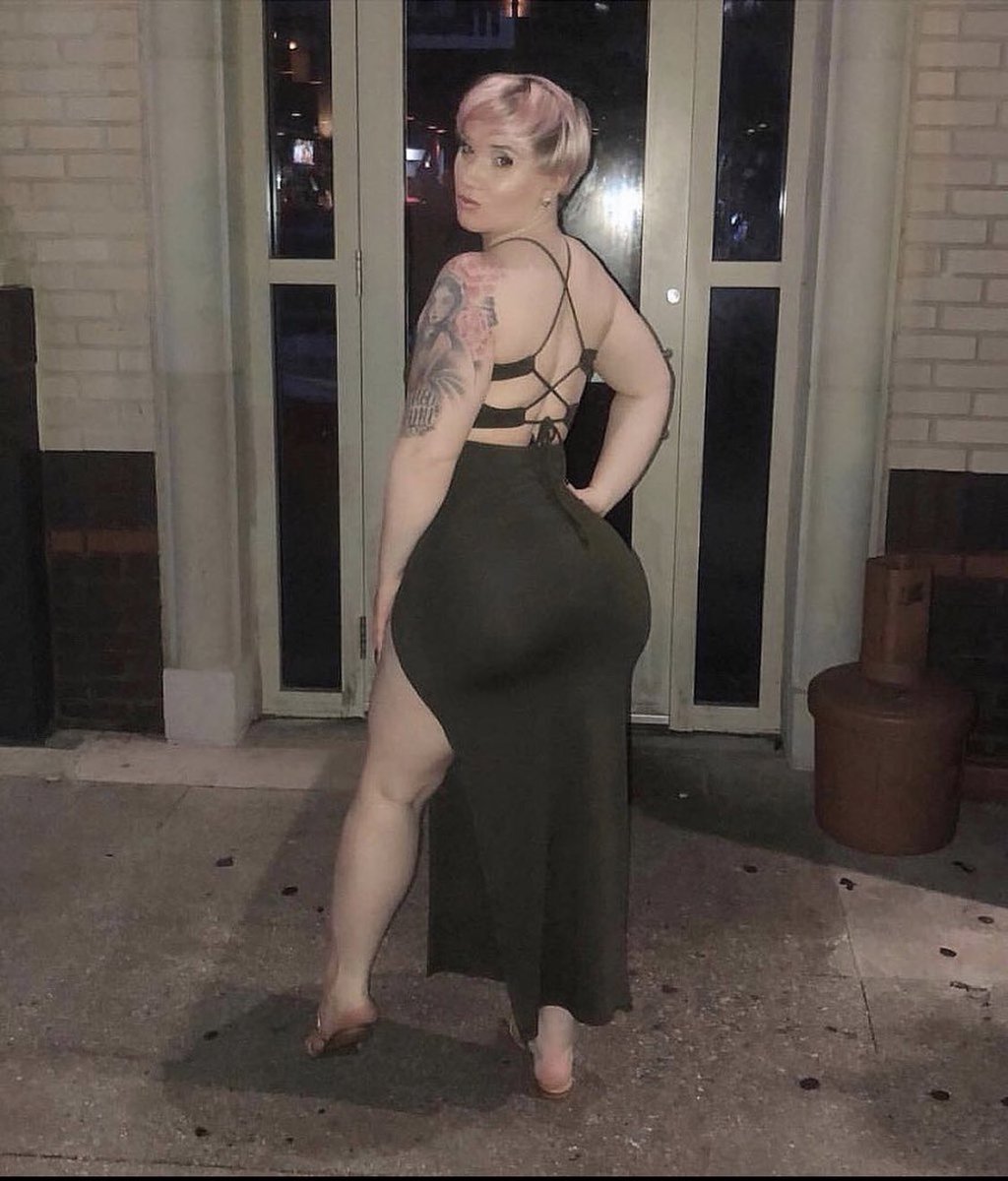 27.We have the porcelain princess Toveyah wit one of the most stout figures I’ve ever seen on a white woman. That ass CRAZY and you best believe it’s noisy.