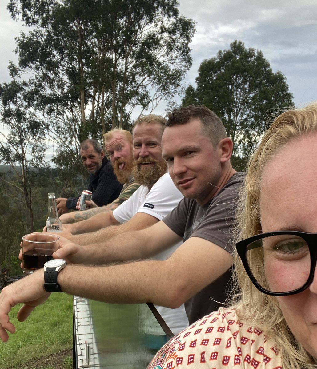 NewyBeachBum's tweet photo. It is my lot in life to be surrounded by excellent men.
These blokes are deadset 4 of the best. The front 2 especially, I would literally die for. #Cousins #Besties
2 solid days down, 4 more to go. #Legends #JohnnyClassic #WolfPack #MyBoys #LoveThem https://t.co/0uYtZkpOmH