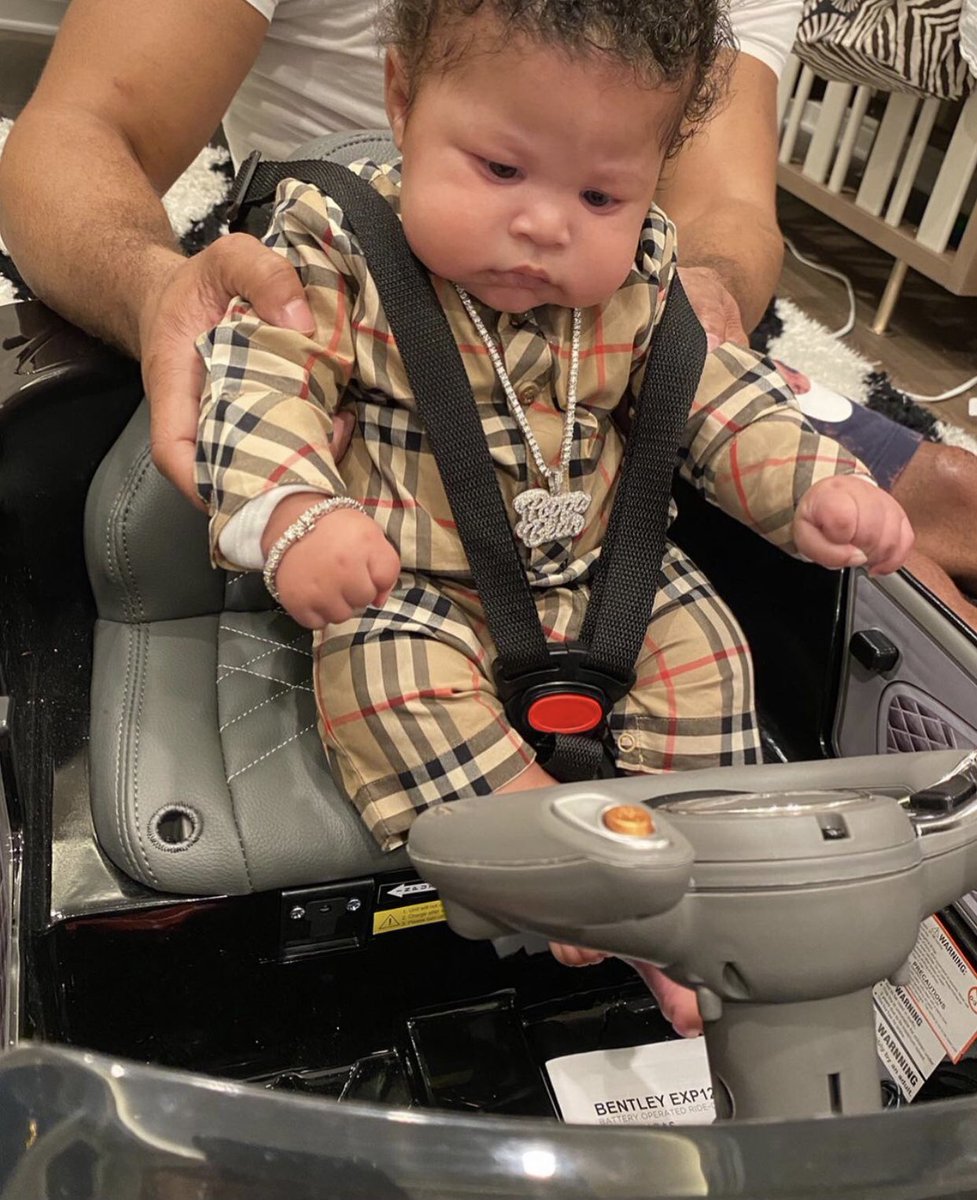MTV's tweet photo. These pics of @NICKIMINAJ’s baby are the best thing to happen to 2021 so far. 💕 https://t.co/Wc7735tSj9