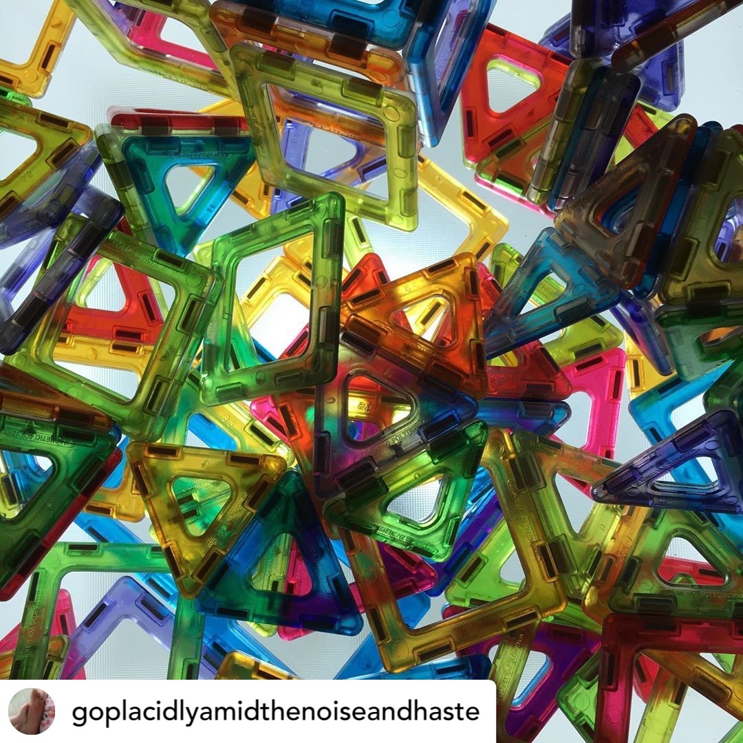 polydronea's tweet photo. Look at all of the colours😍

How beautiful does Translucent Magnetic Polydron look in this photo?

How many colours can you spy?😆

#polydron #translucentmagneticpolydron #constructiontoy #constructionfun #imaginativeplay #creativeplay https://t.co/MJybMWbJo6