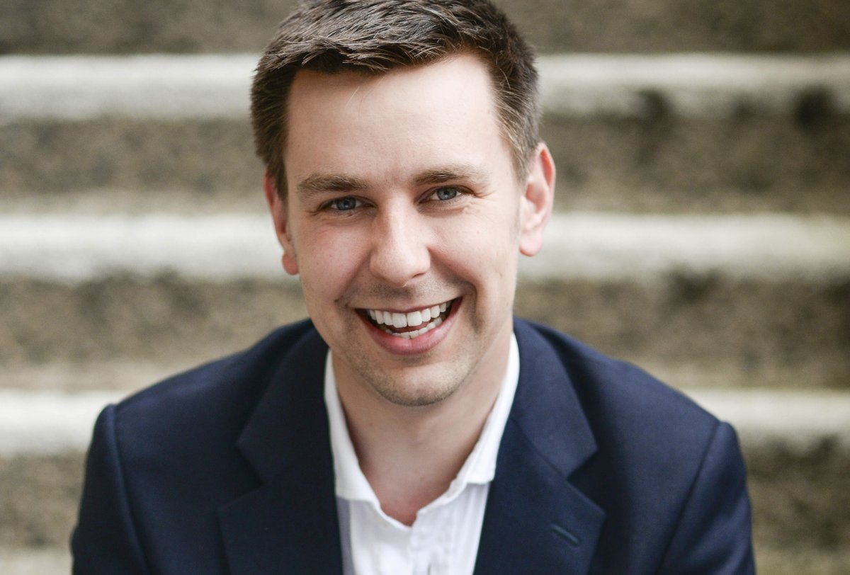 <a href="/EgChoral/">East Grinstead Choral Society</a> will sing hello to 2021 with 'An American Celebration' led by their new interim musical director Laurence Williams <a href="/LWbassbaritone/">Laurence Williams</a>. Fancy joining us on a musical journey Stateside from the comfort of your own home? egcs.co.uk/new-year-2021