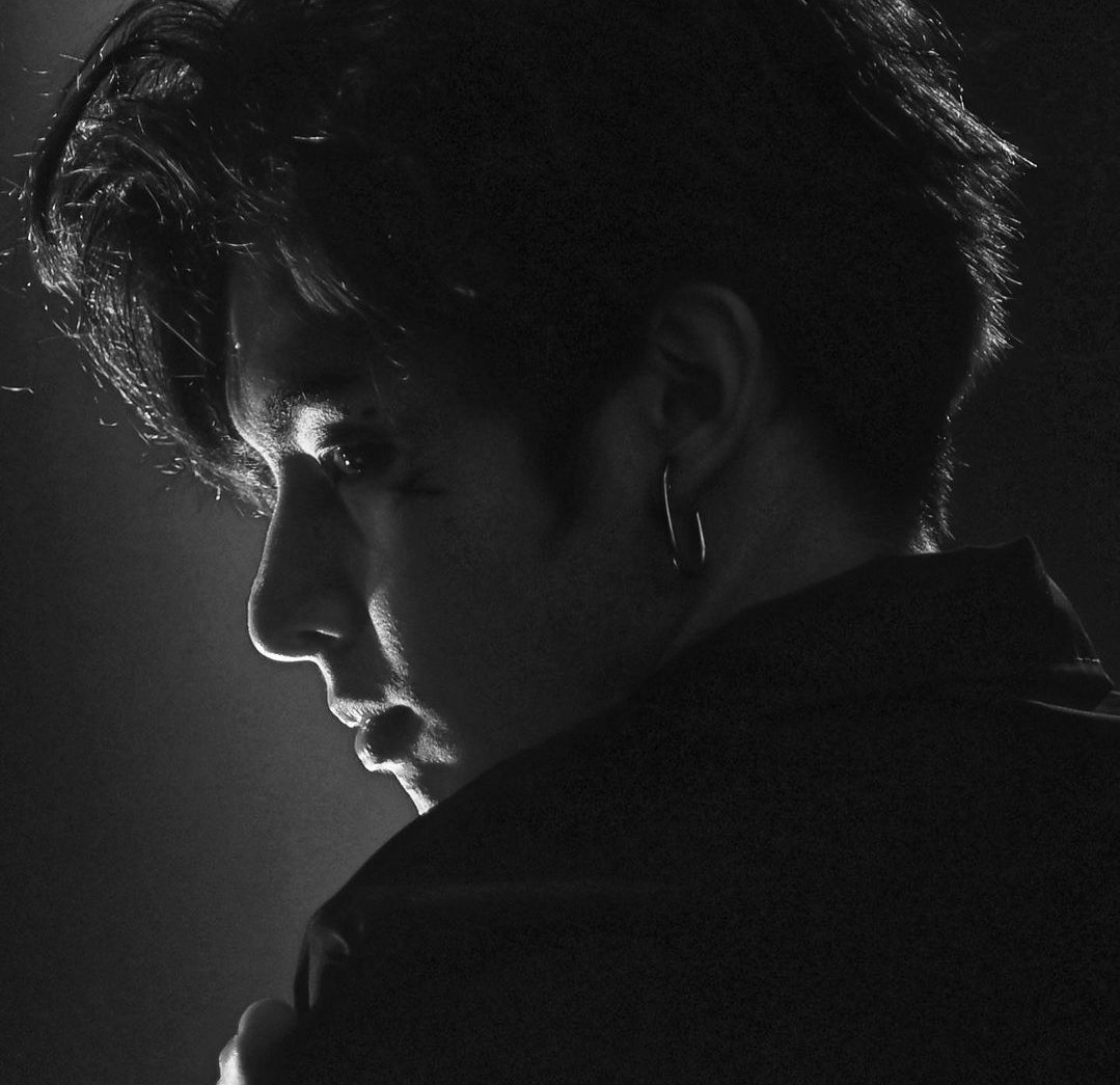 BLINKTINPH's tweet photo. [INSTAGRAM]
'© chaptersph on IG 201219'

~@.officialsb19 rockin’ the dark vibes for Youtube FanFest 2020

(1/2)
#ChaptersPH #ChaptersPhoto #SB19 #YoutubeFanfest2020
@SB19Official https://t.co/Bx9rTAHtmb
