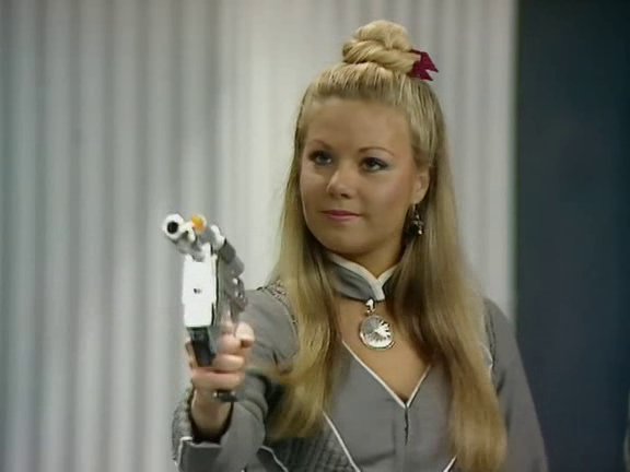 Soolin is secretly a skilled baker. Will make any cake you want...for a price. Annoyed because Avon hasn't paid her yet