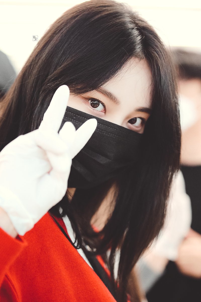 BlackVoid613's tweet photo. 200521 #이달의소녀 #LOONA #진솔 #JINSOUL https://t.co/LqygwLNT4L