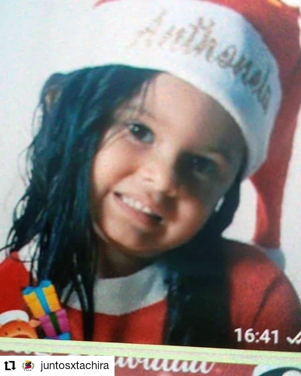 ingmaryrodrigu1's tweet photo. #ATENCIÓN| Fue raptada en Colón - Estado Táchira, la niña Antonella Guadalupe Maldonado Roa de 04 años, cuando se encontraba en el calor de su hogar compartiendo en familia. Cualquier información por favor contáctanos... @Cicpc0061 #Táchira https://t.co/1iSmXlvrME