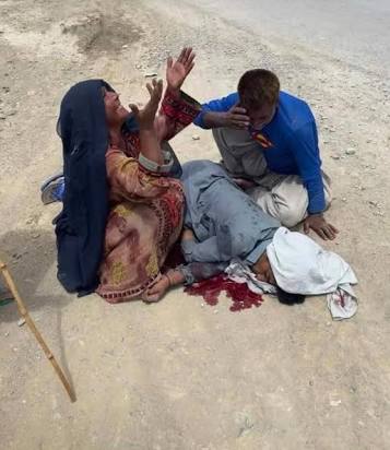 merakzehri's tweet photo. Abuse of authority is not a new thing in Pakistan. 

#IslamabadPolice #HayatBaloch
#JusticeForUsamaNadeemSatti https://t.co/s7EvlKvK5V