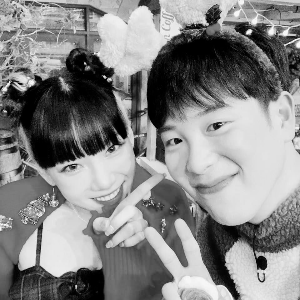 taeng9bby's tweet photo. pause, taeyeon is finally sitting next to p.o next week!!🥺🥺 https://t.co/C3ylbttHa6