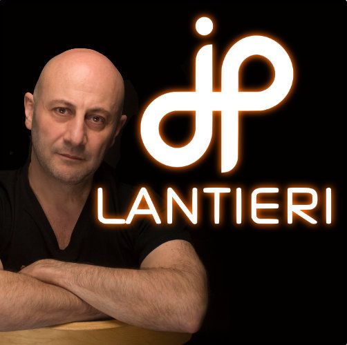 RickyRicMix's tweet photo. Happy U could tune in!❗
#InTheMix &amp; #NowPlaying is @JPLantieri's ALL NEW❗#EnigmaShow
🔊 HERE ☞ https://t.co/l77N4QR0XD ☜ 🇯🇵
#WDP451 #dance #house #housemusic #deephouse #DJ #DanceRadio @BN4IA #radio https://t.co/sPynUD4cfs