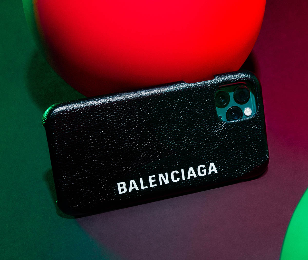 flannelsfashion's tweet photo. Balenciaga’s calling: https://t.co/S1AETIN6ph

#FLANNELS #FLANNELSman #Balenciaga #Christmas #Fashion #Style https://t.co/qhrIIOH6nW