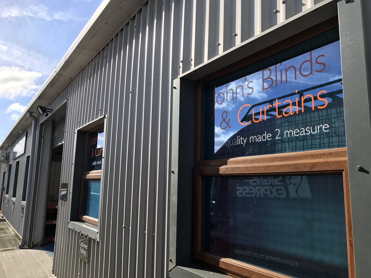 SXBasildon's tweet image. 2021 is the year of our 20th anniversary in business!

As a team we would like to thank all of our loyal customers for sticking with us in 2020!

Hope you're all enjoying your time off! We will be back in the office Monday 4th January 2021. 

#NewYear #2021 #SignsExpressBasildon