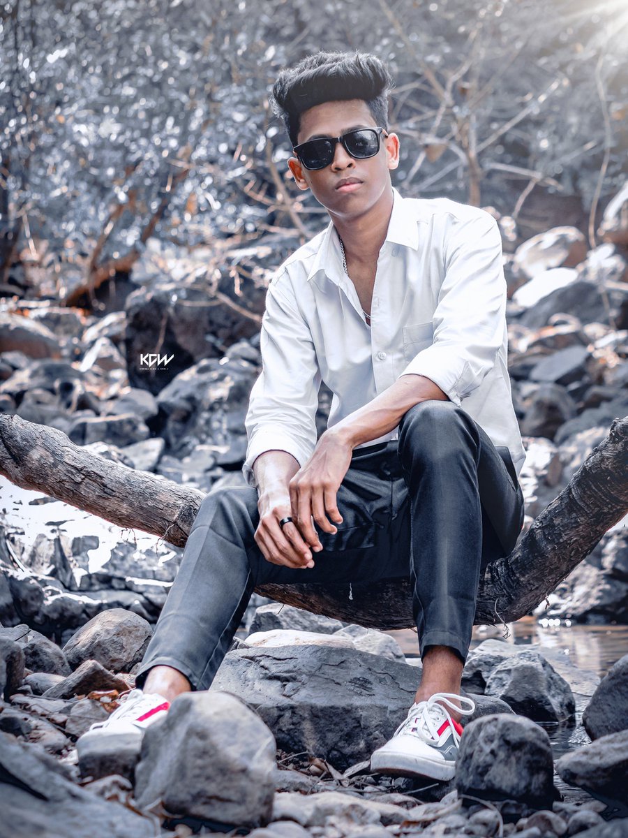 sai_krishna___'s tweet photo. 𝑺𝒆𝒙𝒊𝒏𝒆𝒔𝒔 𝒊𝒔 𝒂𝒍𝒍 𝒂𝒃𝒐𝒖𝒕 𝒚𝒐𝒖𝒓 𝒑𝒆𝒓𝒔𝒐𝒏𝒂𝒍𝒊𝒕𝒚, 𝒃𝒆𝒊𝒏𝒈 𝒈𝒆𝒏𝒖𝒊𝒏𝒆 𝒂𝒏𝒅 𝒄𝒐𝒏𝒇𝒊𝒅𝒆𝒏𝒕, 𝒂𝒏𝒅 𝒃𝒆𝒊𝒏𝒈 𝒂 𝒈𝒐𝒐𝒅 𝒑𝒆𝒓𝒔𝒐𝒏.🍁
#nature #SaturdayMotivation #FashionModel #travelblogger #influencer #formaloutfit #tbt #WCW #love #kbye https://t.co/lgmqfhfn28