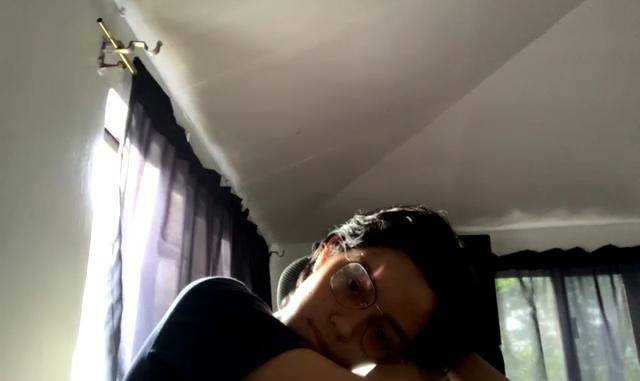 maraedmngz's tweet photo. VC w/ mi bebu! Honestly, one of the main reasons why my I needed better wifi was because I wanted to see her clearly. Half of the time, before we switched, was so freakin blurry. Now, I enjoy all my time looking at her and can't help but see her clearly, now and in my future ✨ https://t.co/Sv1YgysyT5