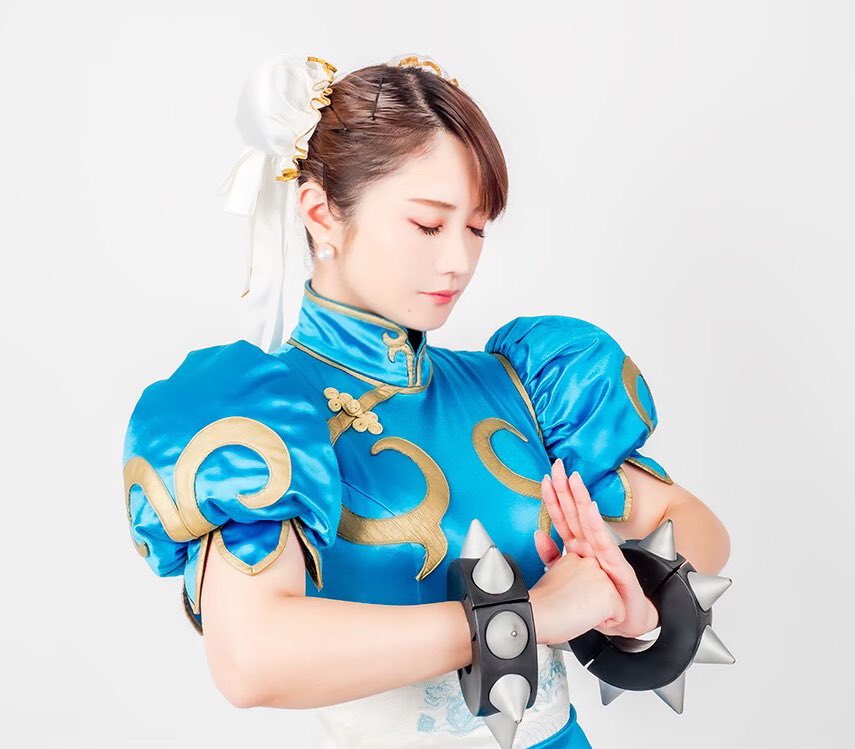 kana_09_07's tweet image. I used to play Chun-Li as an official job at Capcom until 10 years ago.
These photos were taken last year for a booklet that was made as a bonus for SF 5 Champion Edition.
I will probably never wear this costume again.
If you are still interested in me, plz keep following:) 
thx!