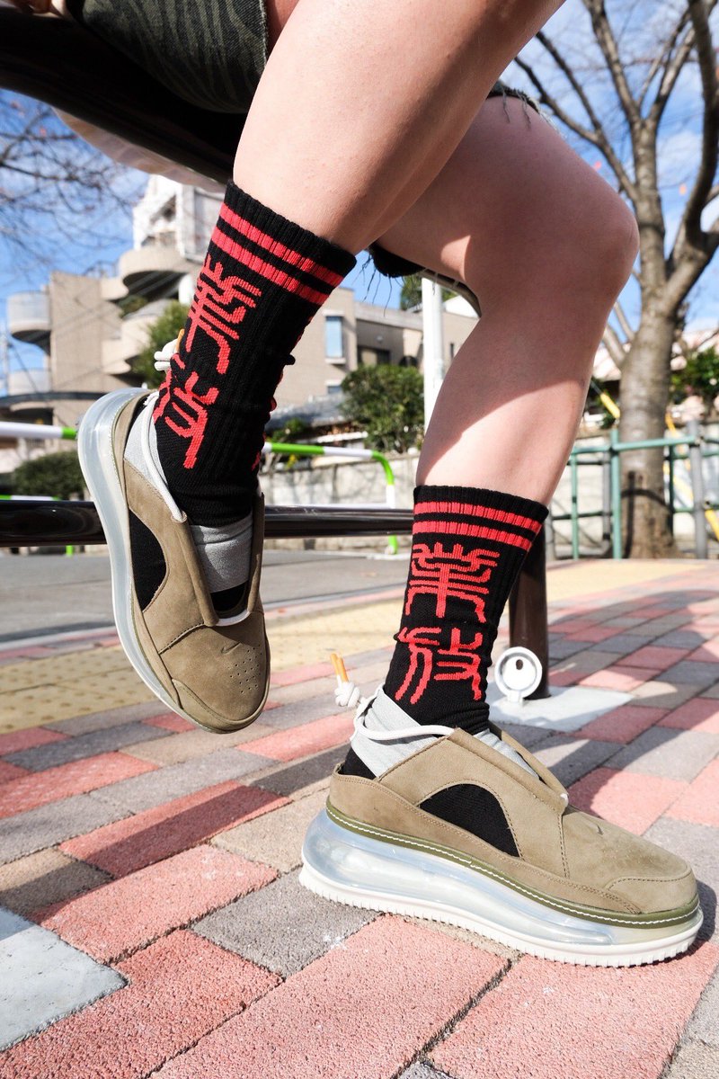 msfstore_ebym's tweet photo. 2021/01/02
🔥好評につき再生産分が少量入荷🔥
【業放TOUR GOODS】
前回購入出来なかった方はこの機会に是非‼︎
#jinmenusagi #dubbymaple #ebym #ジメサギ #ダビメポ #業放 https://t.co/IlPrhBsBsh