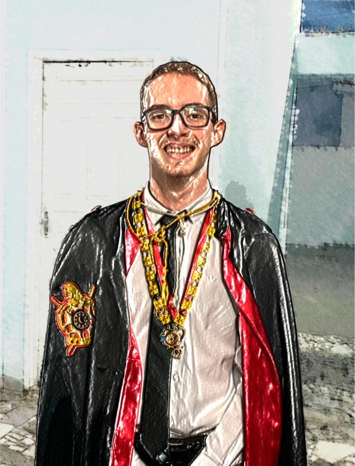 fala_cap389's tweet photo. Iniciei em 2017, sem saber o que encontraria dentro da Ordem DeMolay, encontrei a verdadeira escola da vida, me ensinou a ter responsabilidade, a liderar, a enfrentar adversidades, vivenciei um pouco mais de 2 anos em uma realidade de encontros semanais com os irmãos, de + https://t.co/68NB5YgrY3