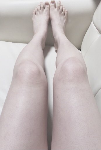 𝓜 付け根が太いので頑張る それと前に張ってる感じ 気軽にフォローやリプ下さい いいね返し いいねした人で気になった人フォローする ダイエット 脚やせ 美白 可愛くなりたい 自分磨き垢