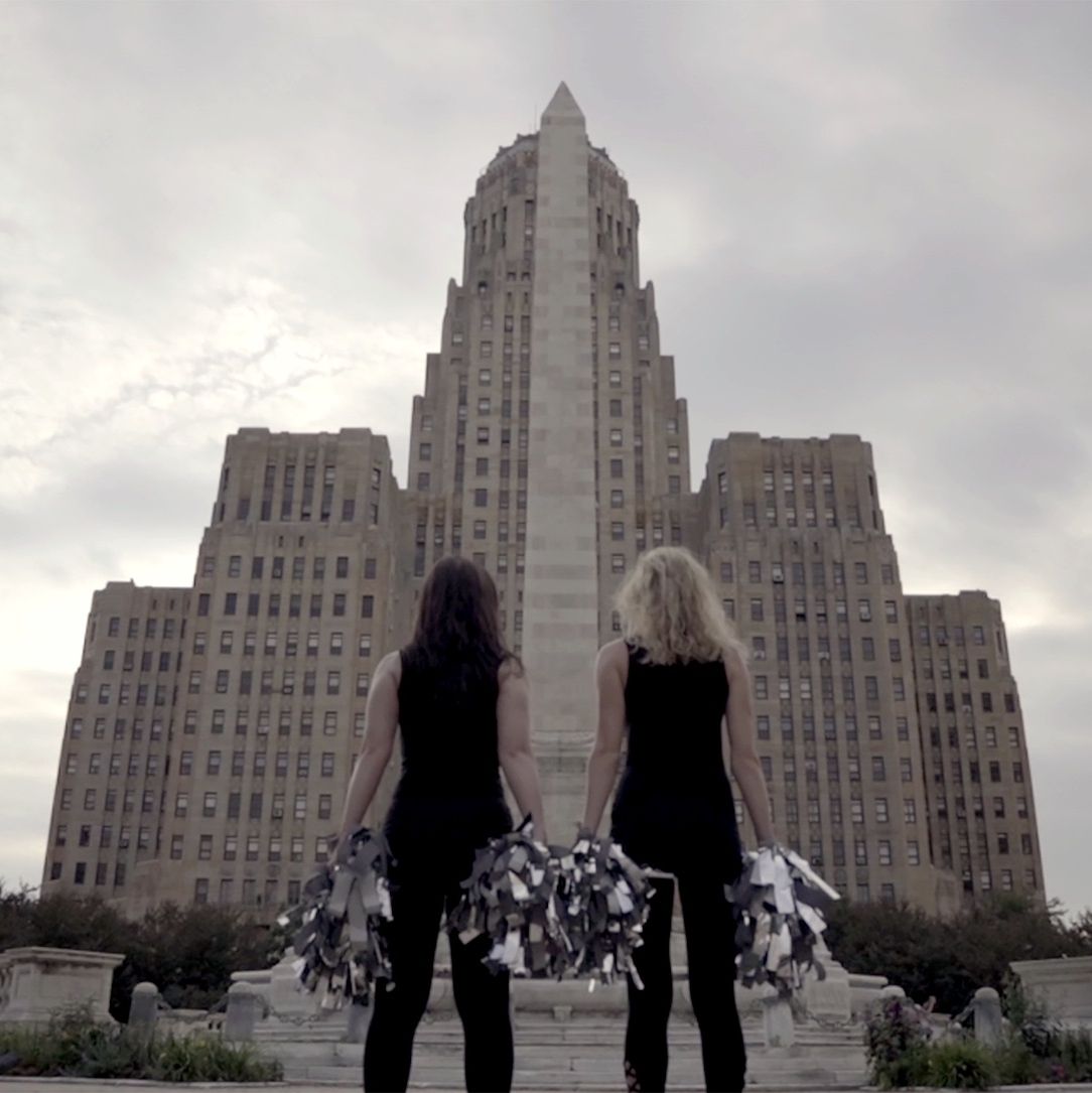 IndependentLens's tweet image. Two brave #cheerleaders take on the #NFL, battling the massive, male-dominated sports league for recognition — and a raise. Watch #AWomansWorkPBS starting Monday, January 4 on @PBS and the PBS Video App.
to.pbs.org/38lbTvs