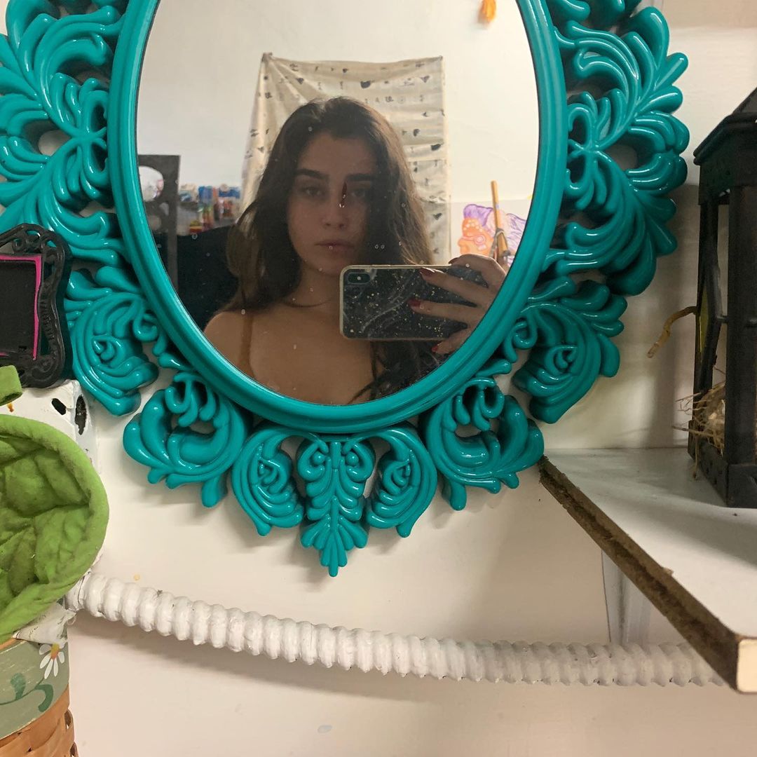 laursrae's tweet photo. Lauren Jauregui in 2020 https://t.co/PrNa5jkwyv