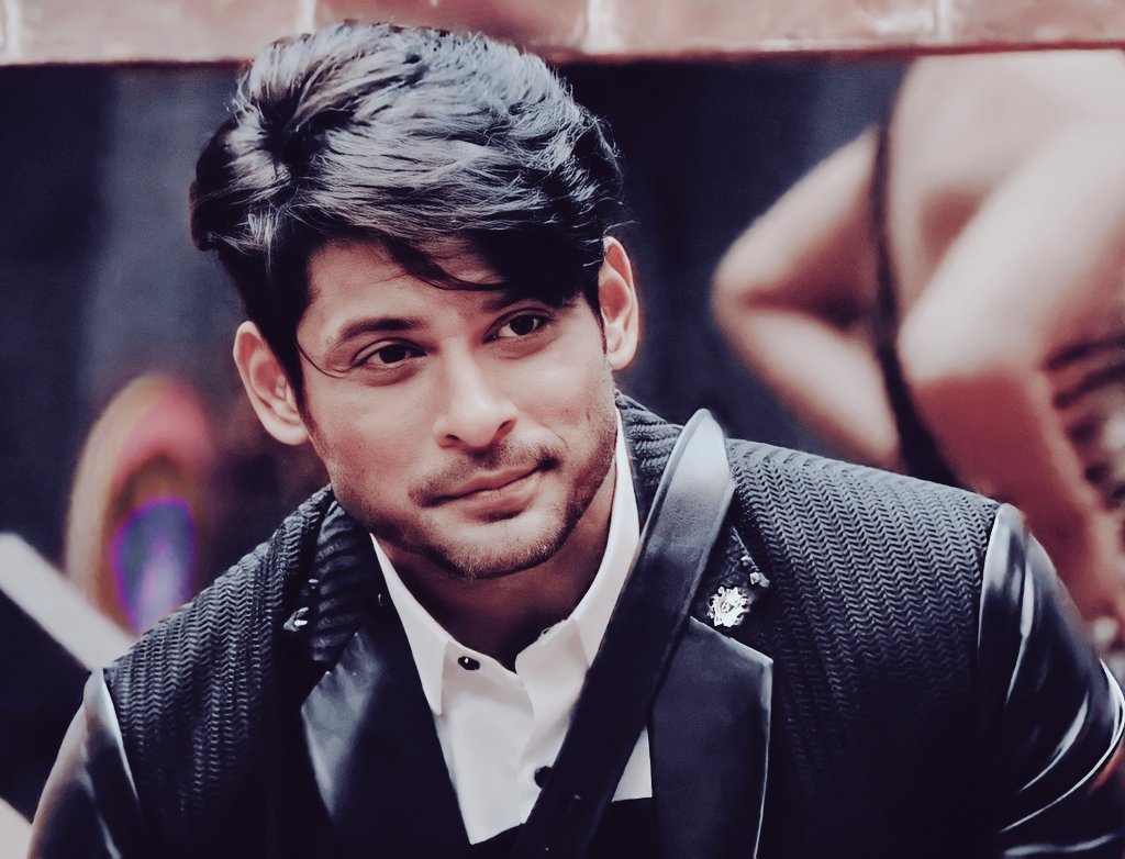 Sid_Mania_'s tweet photo. .
@sidharth_shukla :- forever??
#Sidhearts :- .... forever!! 🖤

We Love You Sidharth https://t.co/S6LhShiE3K