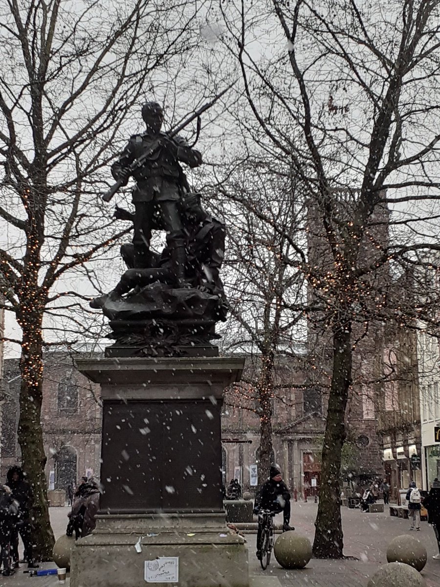 _johnsmc's tweet image. Winters' afternoon in Manchester.