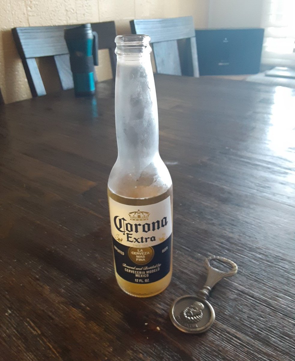 Feliz Tarde para todos.