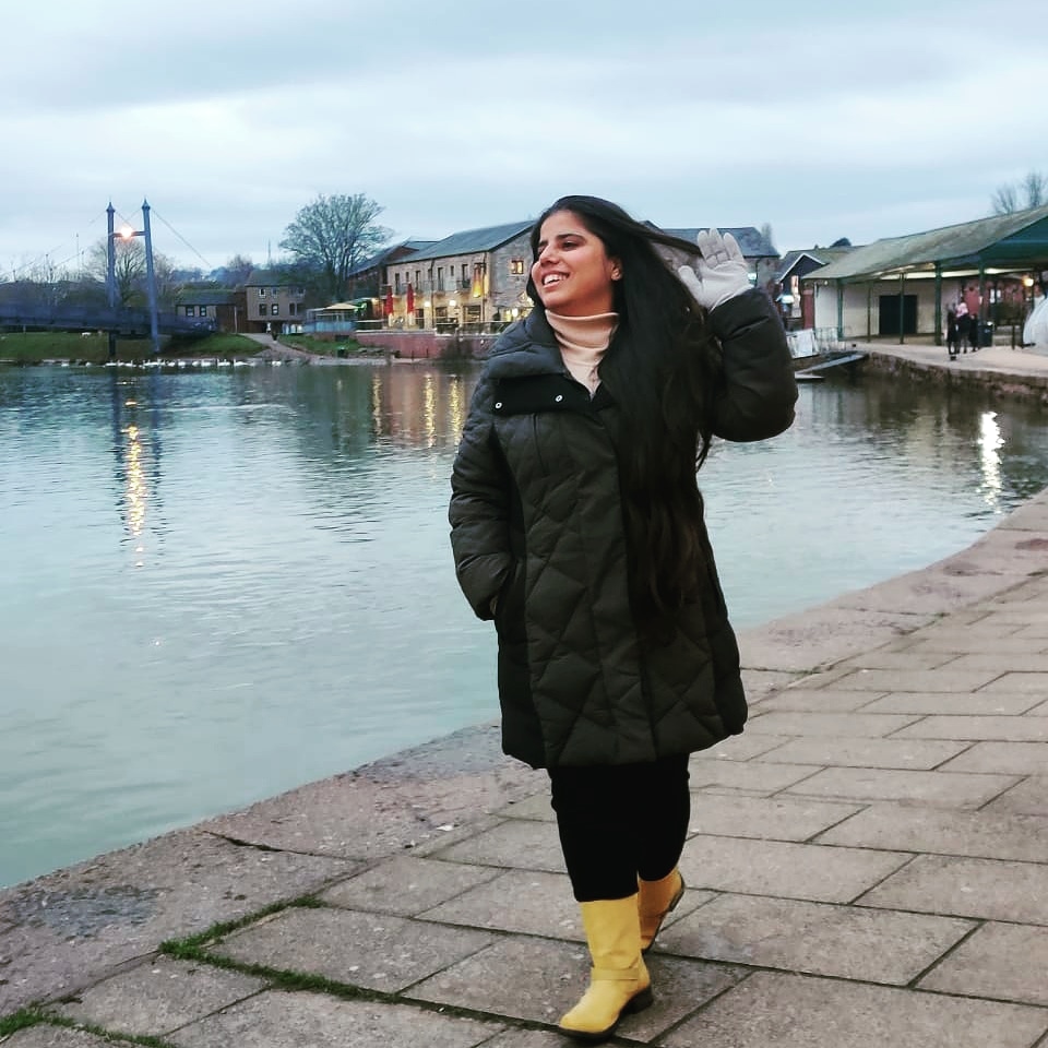 kbhalla7's tweet image. Flicking the worries (atleast for a moment) away like my hair. 
Happy New Year everybody!!