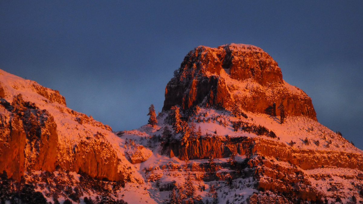 kanukayyu's tweet photo. Sestrales
#sobrarbe #pyreenes #pirineos #huescalamagia https://t.co/qDNL4pLu9r