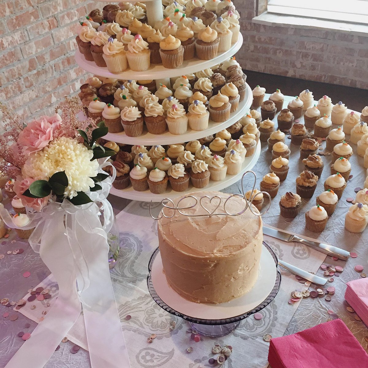 The business survived a fire in 2017 and has now been impacted by the sharp drop in government employees and other workers in the neighborhood due to the pandemic. When Kansas City Cupcake Co. received their Lowe’s Small Business Grant, they were given another chance. https://t.co/I6JfMYbb3G