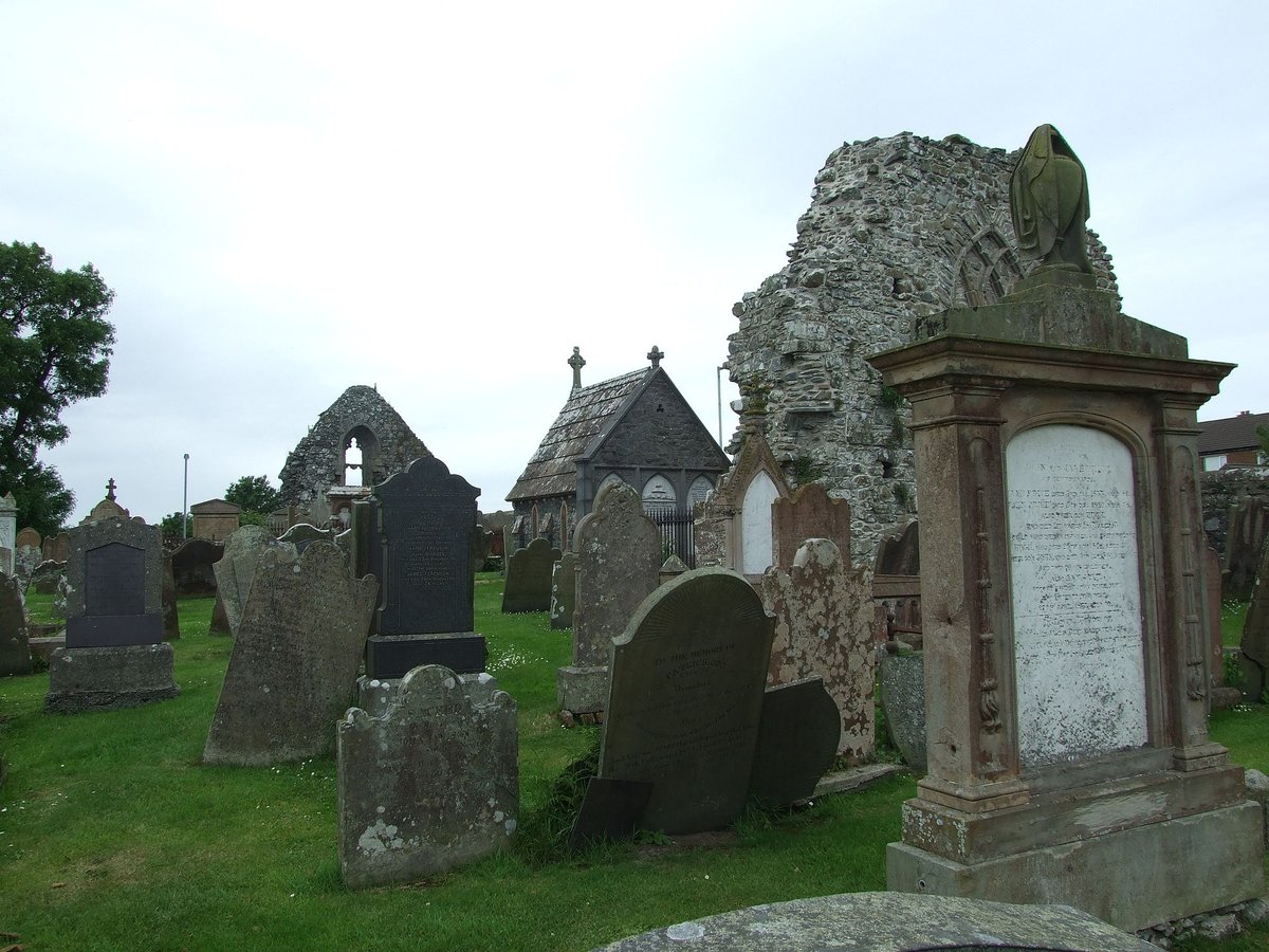 Round 1, Bracket E! Movilla Abbey vs Inch AbbeyMovilla was burned by the Irish during the reign of Elizabeth I, to stop the English from using it as a garrison, which is a whole mood. However, the cemetery is still in use today!